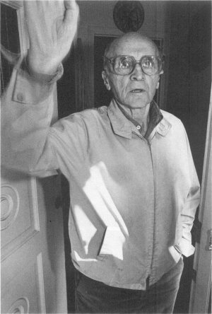 Нацисты под крылом Белого дома: стратегические цели США не изменились