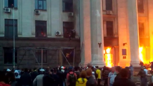 При пожаре в одесском Доме профсоюзов погибли 38 человек