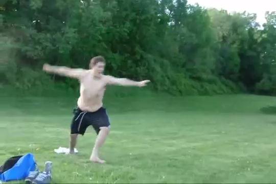 Толстяк ломает стереотипы