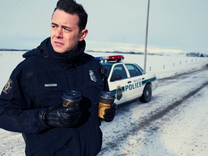 Колин Хэнкс: «Для Лорна страх — инструмент манипуляции» Колин Хэнкс: «Для Лорна страх — инструмент манипуляции»