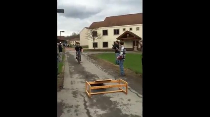 Сальто на BMX