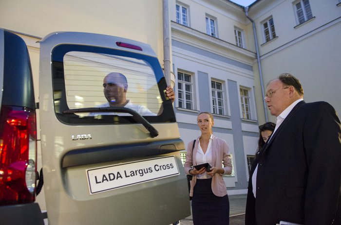 Новое лицо АвтоВАЗа: Largus Cross и Kalina Cross
