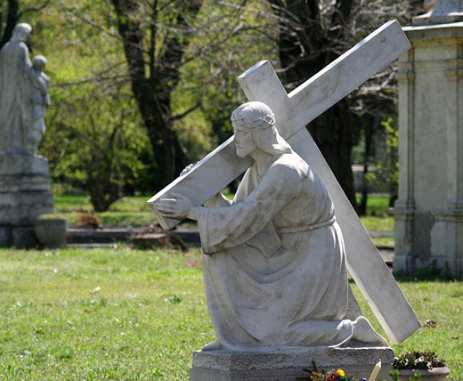 Частные кладбища в России: реальность или утопия?