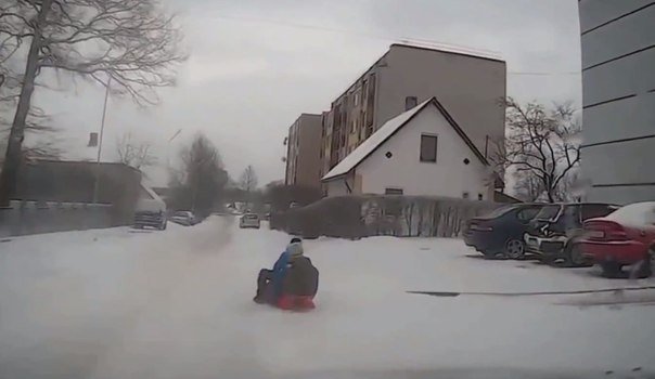 У детей нет тормозов. Будьте внимательны на дороге