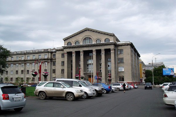 Краевая библиотека позвала красноярцев на бесплатные экскурсии Краевая библиотека позвала красноярцев на бесплатные экскурсии