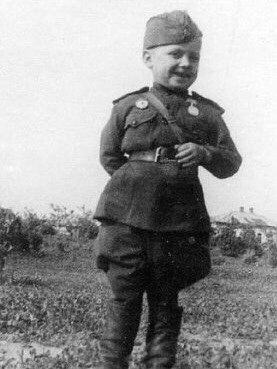 Гвардии рядовой Сереженька 