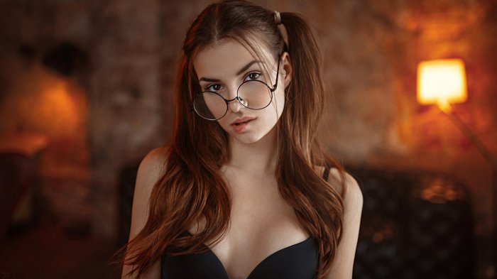 Девушки бывают разные