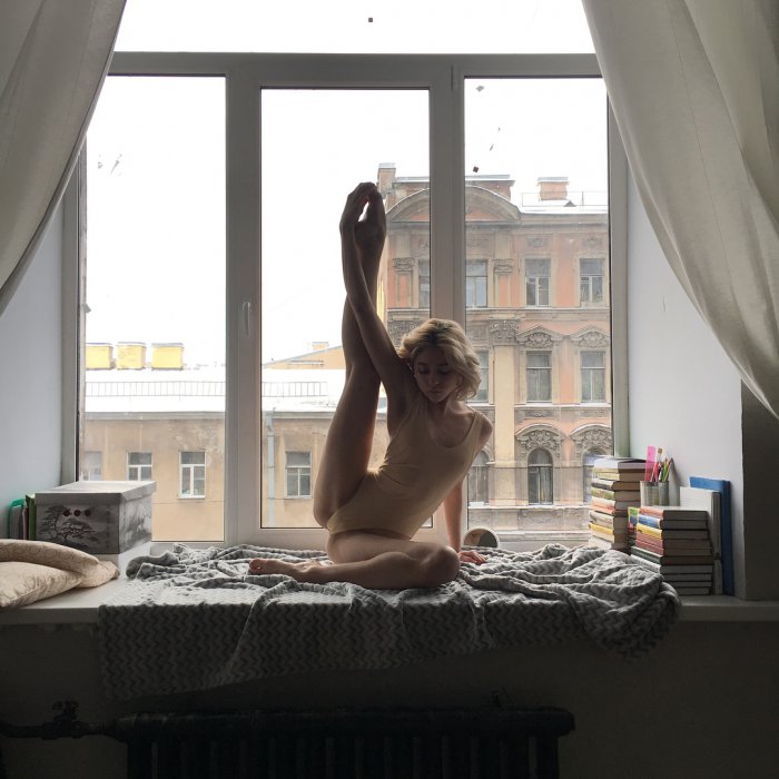 Девушки бывают разные
