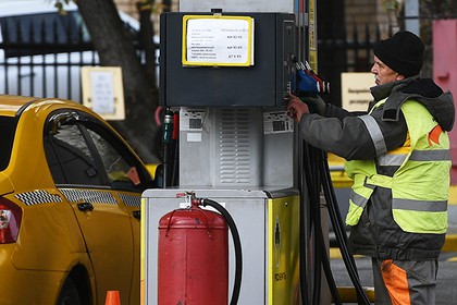Российский бензин оказался дороже экспортного Российский бензин оказался дороже экспортного