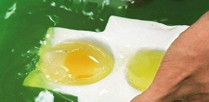 Китайцы подделывают куриные яйца Китайцы подделывают куриные яйца