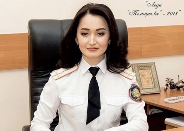 В Казахстане выбирают самую красивую сотрудницу полиции В Казахстане выбирают самую красивую сотрудницу полиции