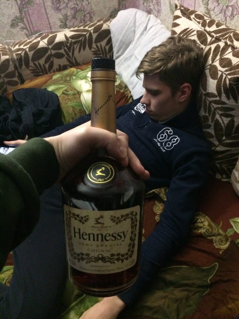 Молодёжные пьянки и вечеринки