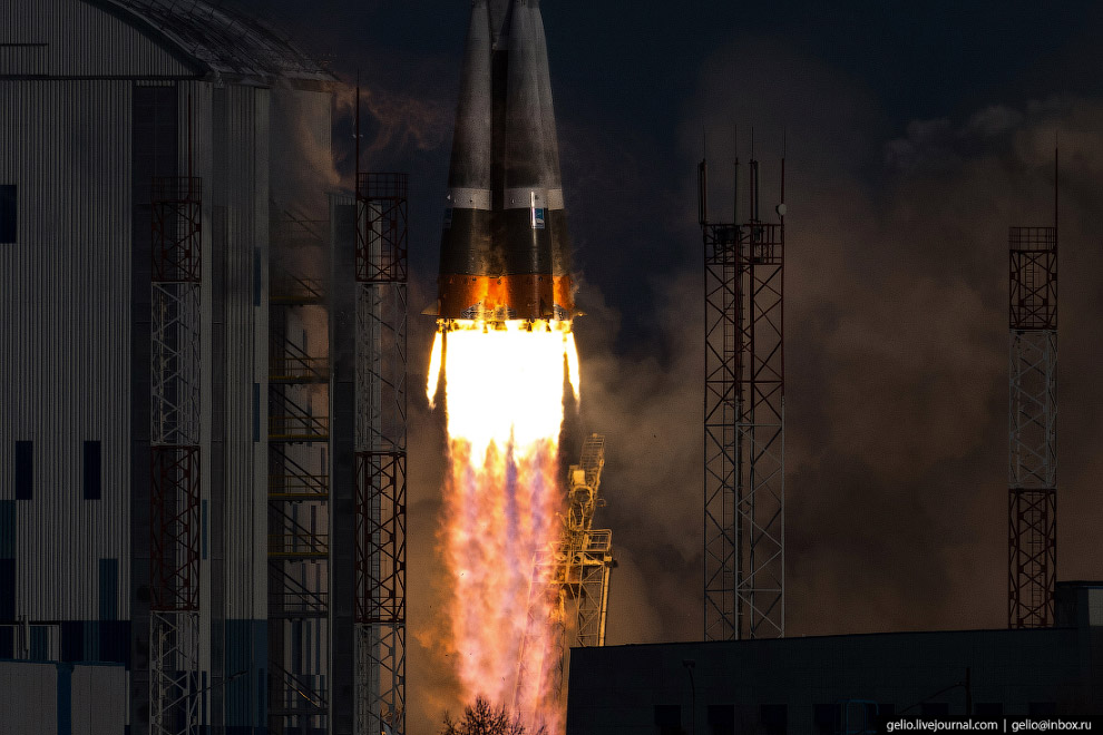 Старт ракеты «Союз-2.1а» Старт ракеты «Союз-2.1а»