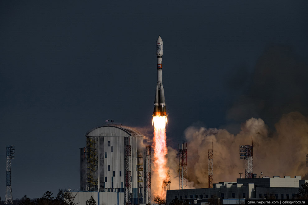 Старт ракеты «Союз-2.1а» Старт ракеты «Союз-2.1а»