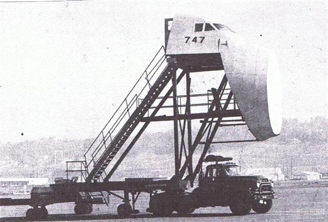 Юбилей Боинг-747 Юбилей Боинг-747