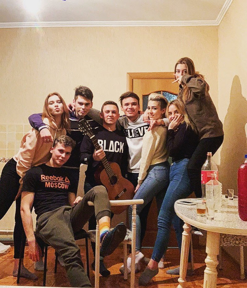 Молодёжные пьянки и вечеринки