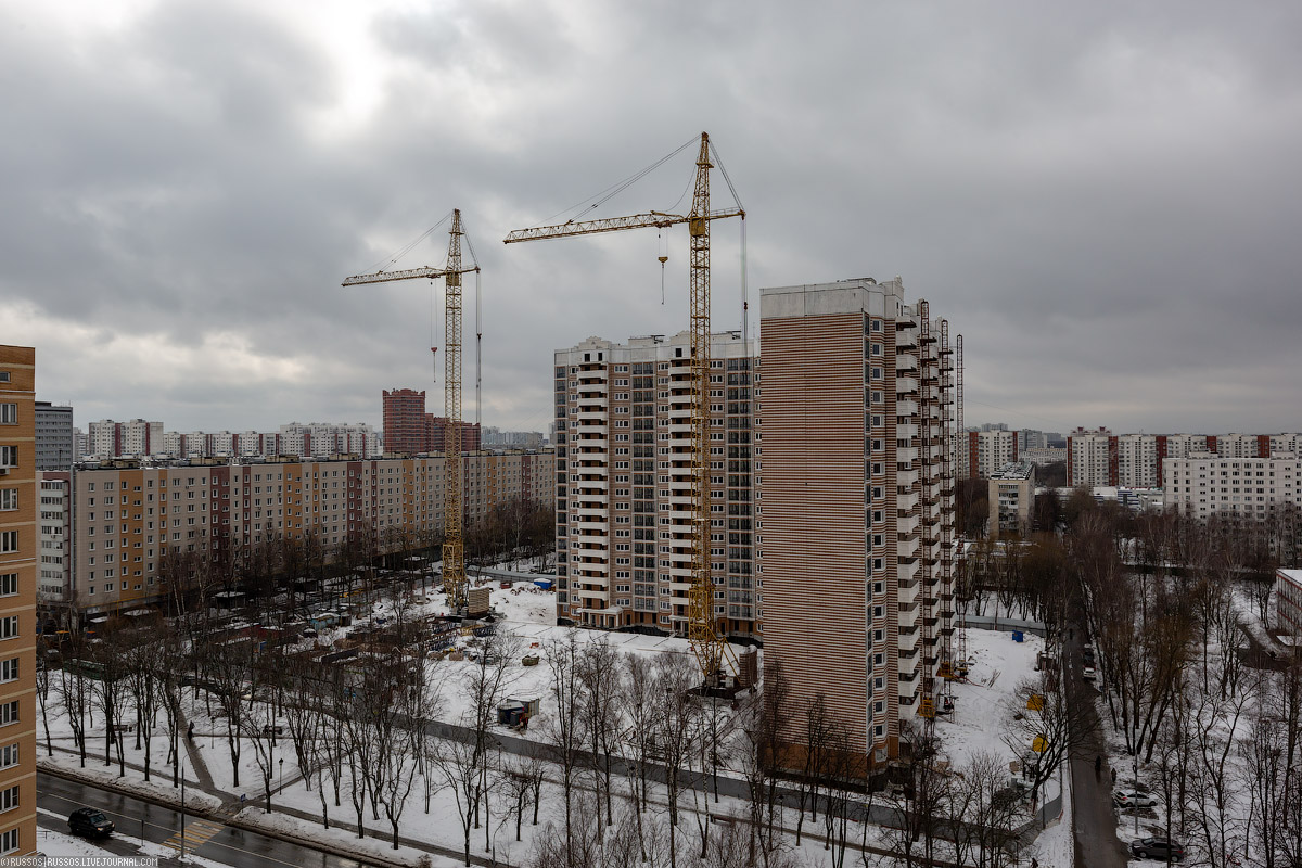 В Москве началось заселение нового дома, построенного по программе реновации
