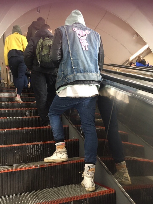 Странные модники в нашем метро