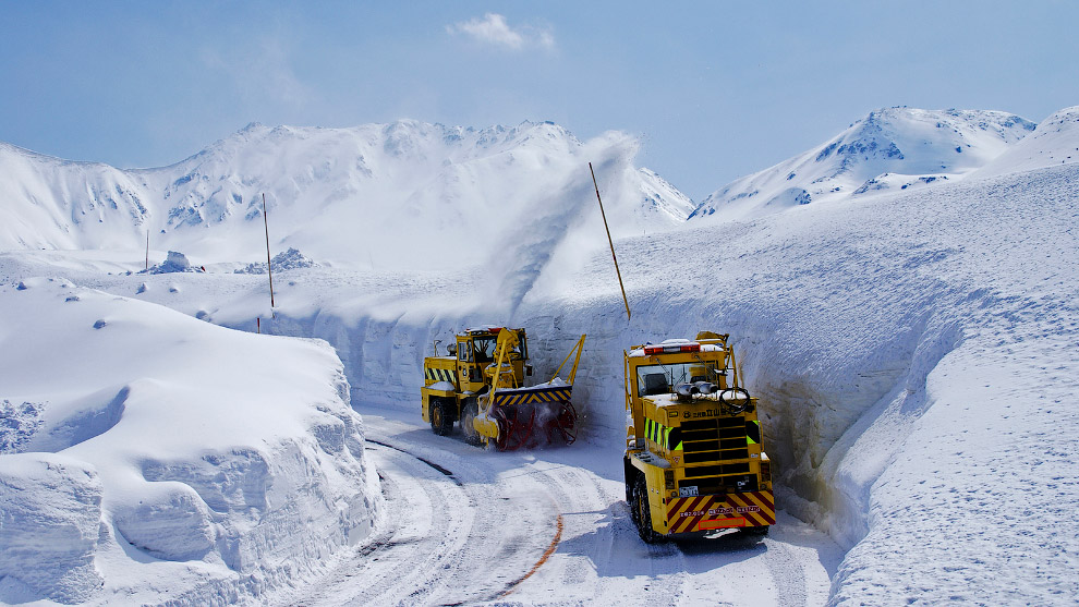 Прогулка по Tateyama Kurobe Alpine Прогулка по Tateyama Kurobe Alpine