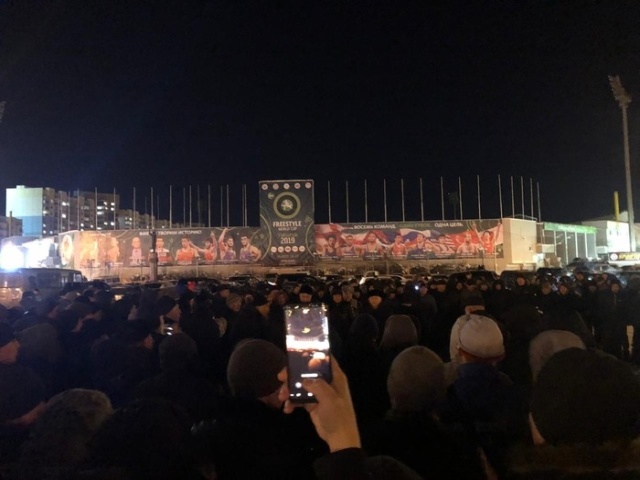 В Якутске прошел антимигрантский митинг после нападения на местную жительницу В Якутске прошел антимигрантский митинг после нападения на местную жительницу