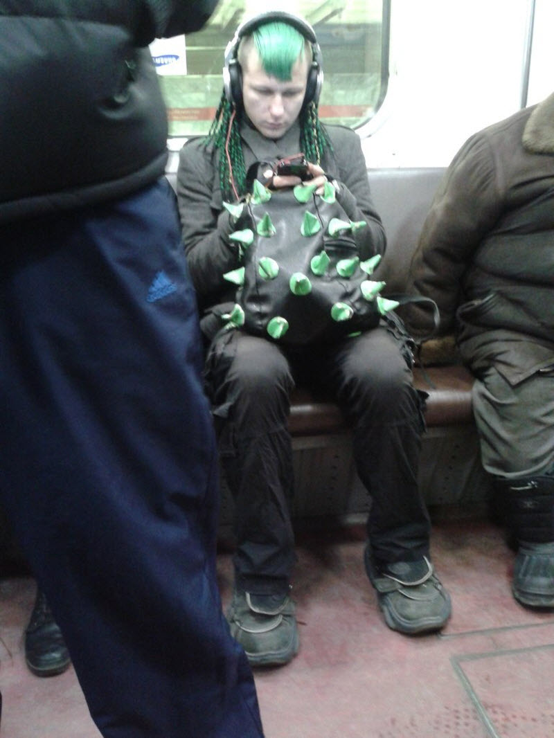 Модники из российского метрополитена
