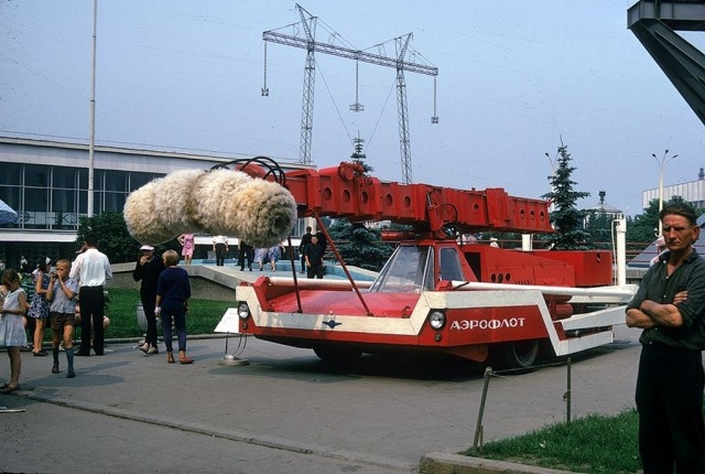 Архивные фотографии и моменты из прошлого