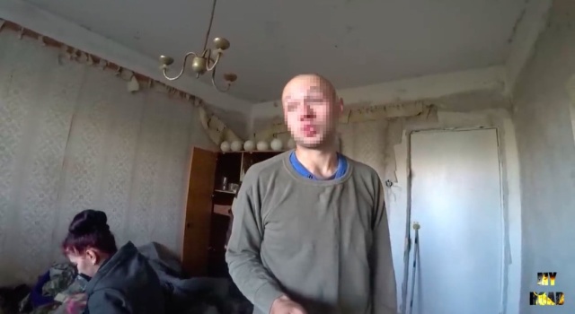 Как "сталкеры" обустраивают "убежища" в Чернобыльской зоне отчуждения Как "сталкеры" обустраивают "убежища" в Чернобыльской зоне отчуждения