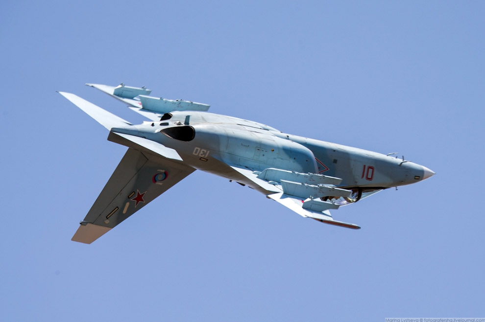 Умный истребитель Як-130 Умный истребитель Як-130