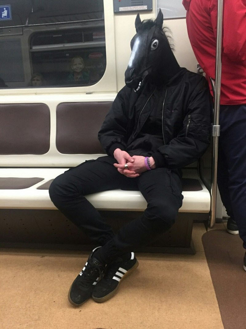 Модники из российского метрополитена