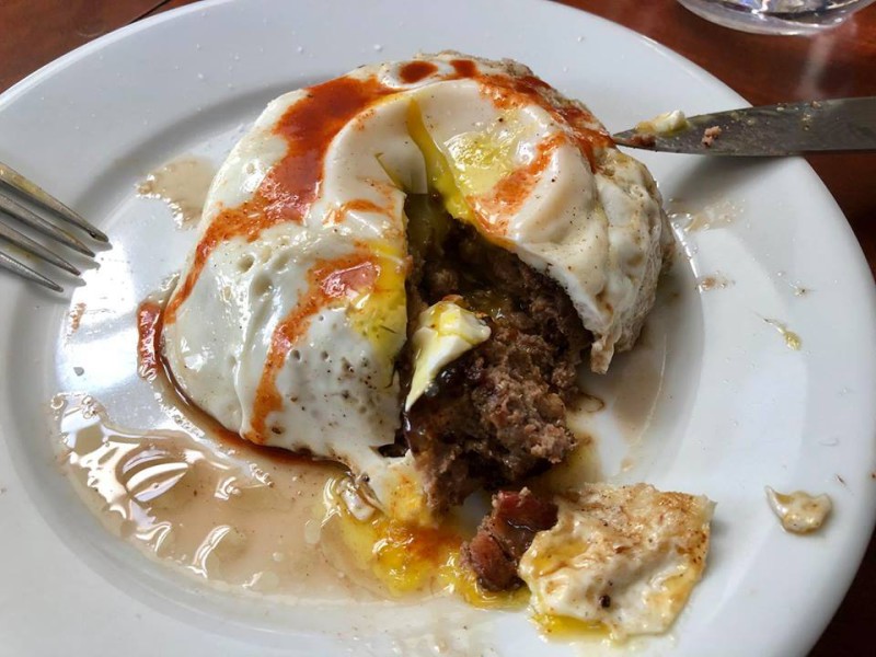 Мясоеды показали, как можно худеть, питаясь сочными жирными стейками Мясоеды показали, как можно худеть, питаясь сочными жирными стейками