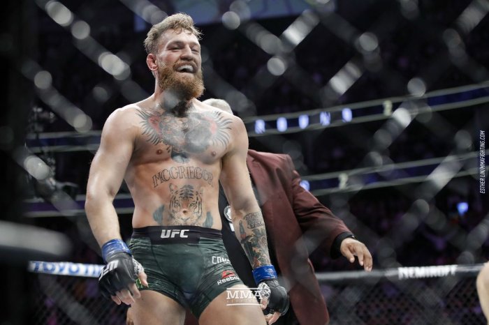 Конор Макгрегор решил возобновить свою карьеру и вернуться в MMA