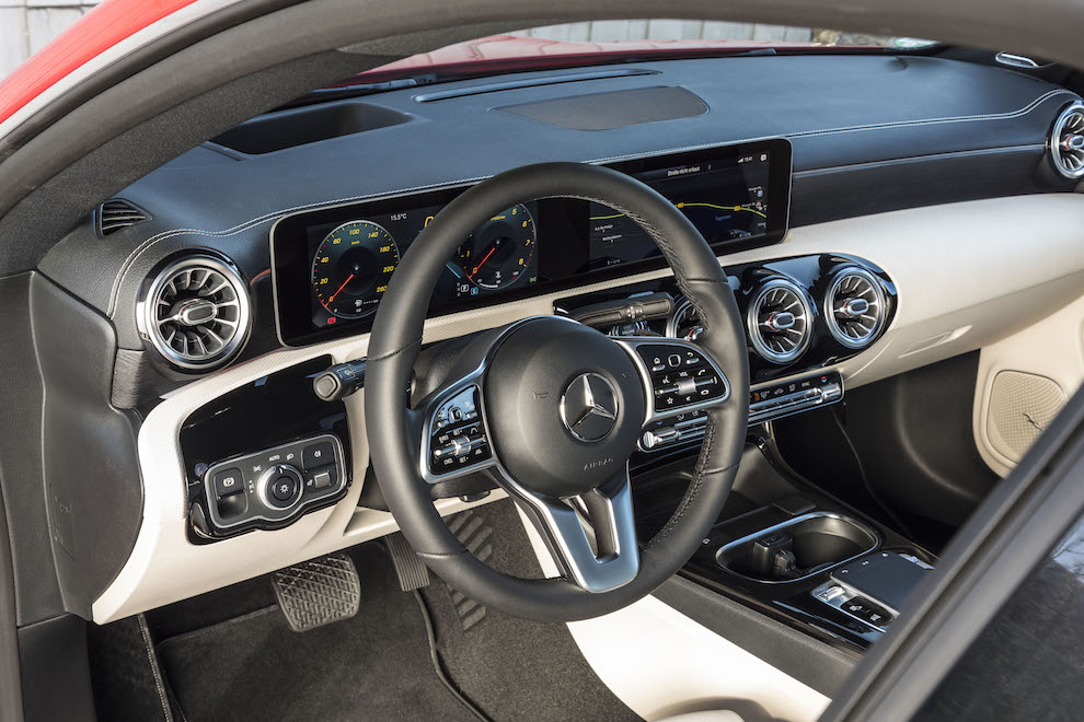Тест-драйв нового купе Mercedes-Benz CLA Тест-драйв нового купе Mercedes-Benz CLA