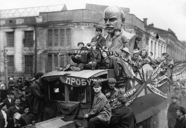 Архивные фотографии и моменты из прошлого Архивные фотографии и моменты из прошлого