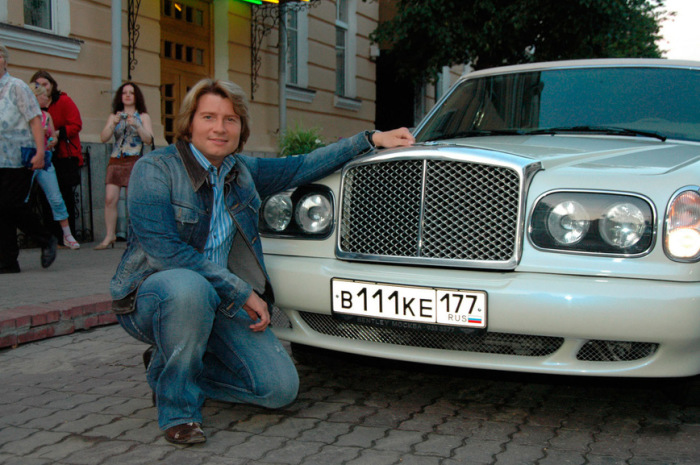Автомобили, на которых ездит Николай Басков Автомобили, на которых ездит Николай Басков