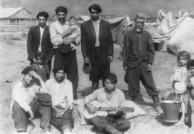 Как относились к цыганам на Руси Как относились к цыганам на Руси