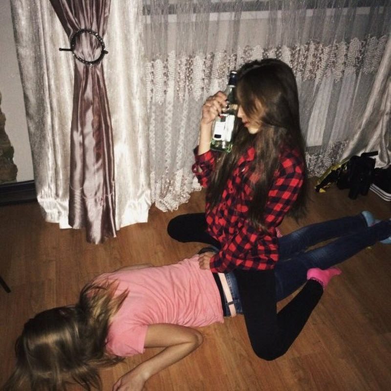 Забавы молодых: пьянки, гулянки, вписки