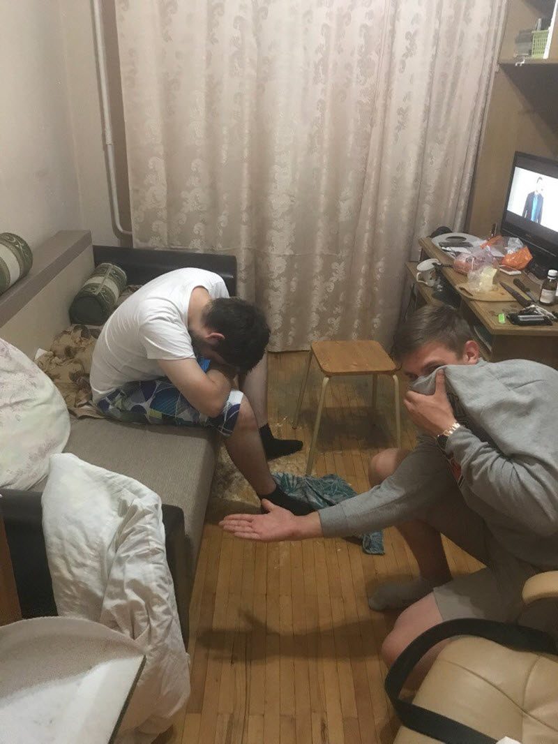 Забавы молодых: пьянки, гулянки, вписки