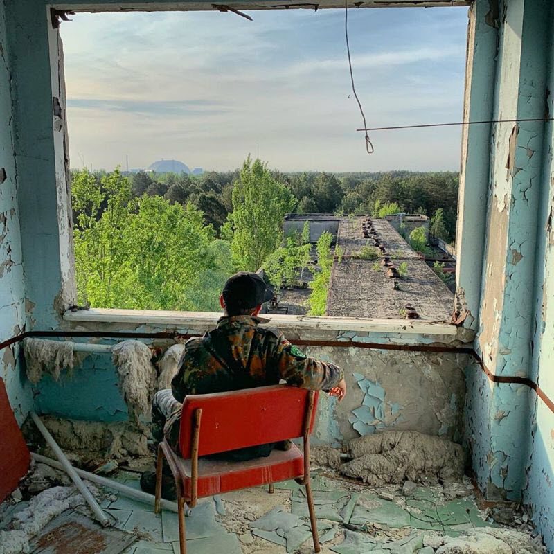 Молодежь прется в Припять, чтобы сделать "смешные" фото
