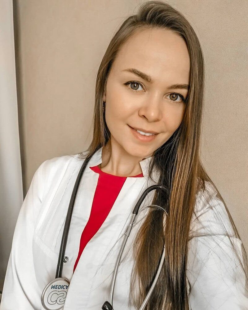 Красотки с медицинским образованием, которым чертовски идет униформа