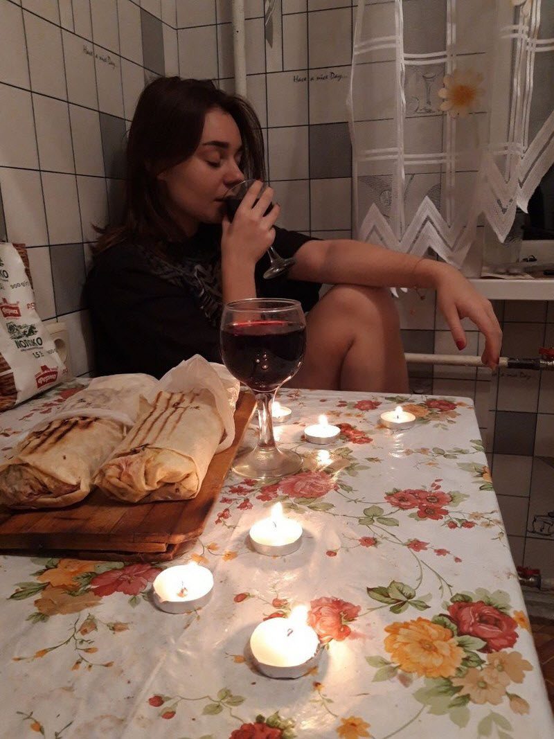 Забавы молодых: пьянки, гулянки, вписки