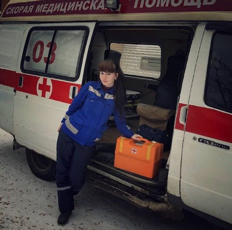 Доктор, лечи меня полностью!