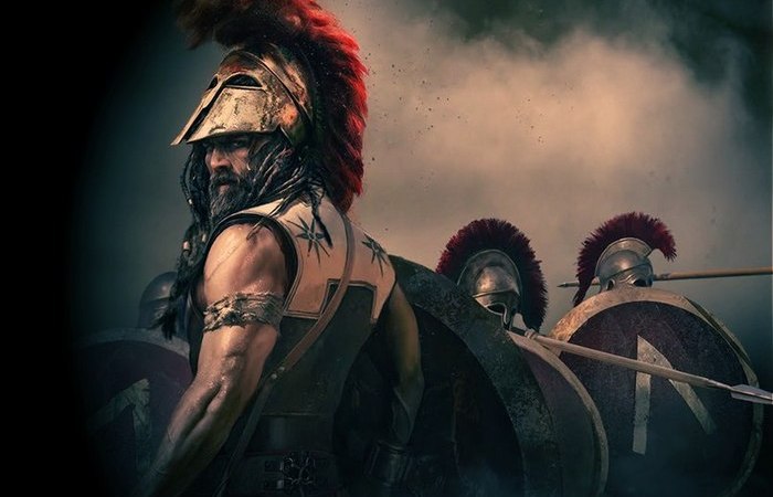 История гребня на шлеме спартанцев История гребня на шлеме спартанцев