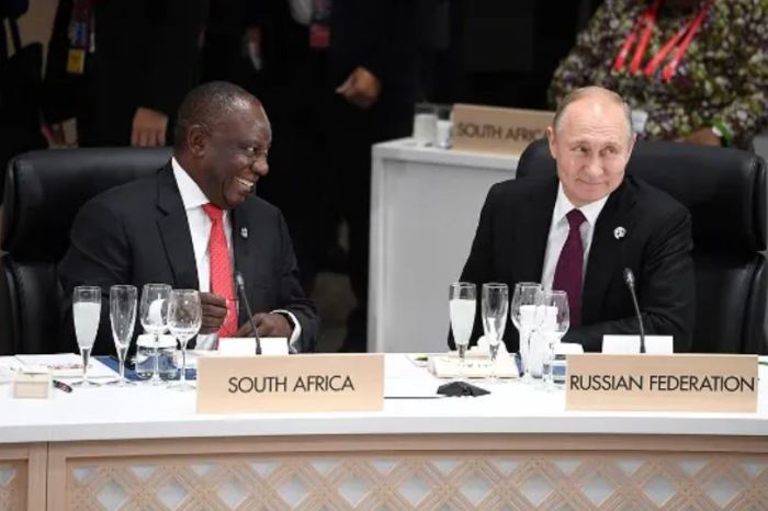 Банкет саммита G20 и термокружка Путина Банкет саммита G20 и термокружка Путина