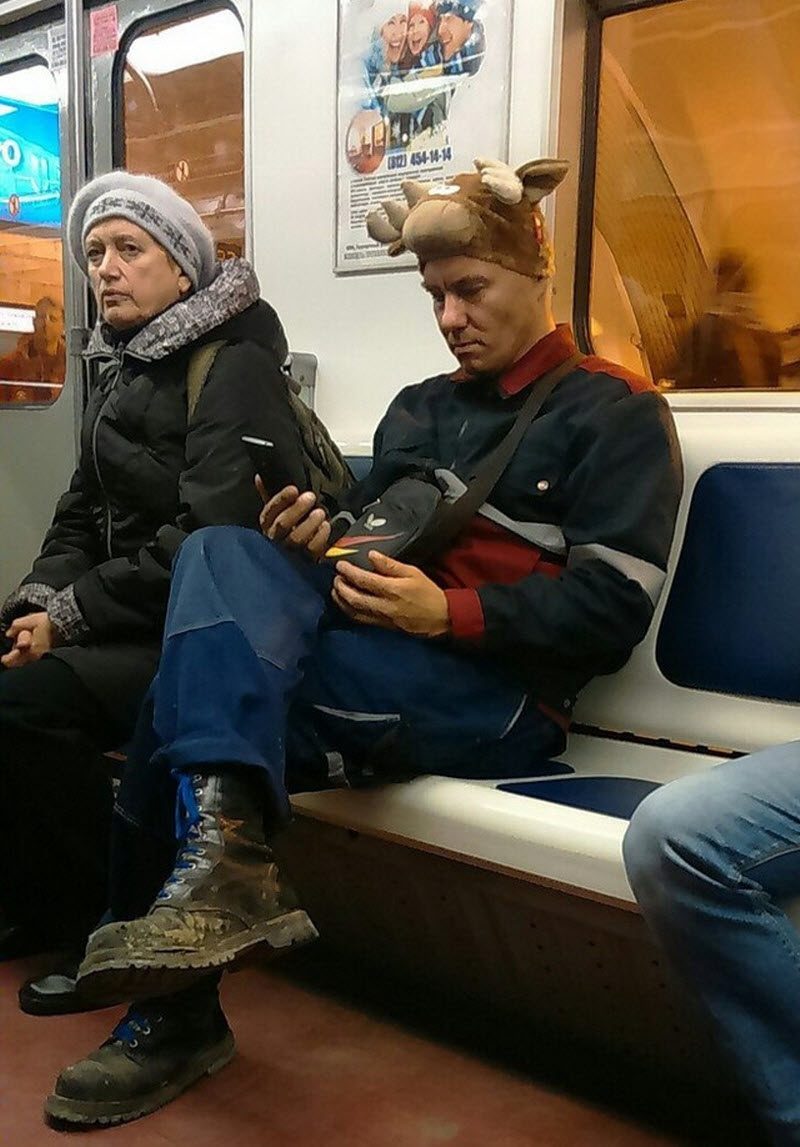 Модники из российского метрополитена