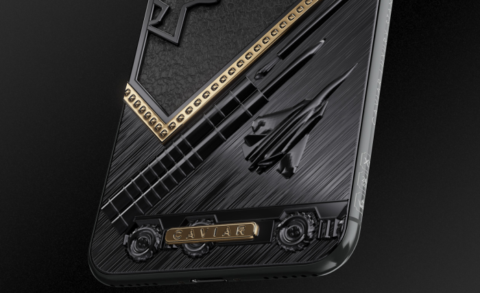 Роскошь по-русски: кастомный iPhone от отечественного бренда Роскошь по-русски: кастомный iPhone от отечественного бренда