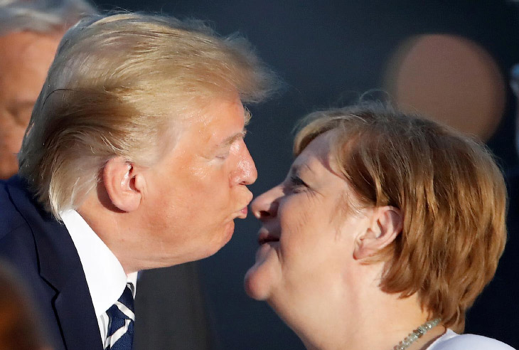 Cаммит G7 2019 в фотографиях Cаммит G7 2019 в фотографиях