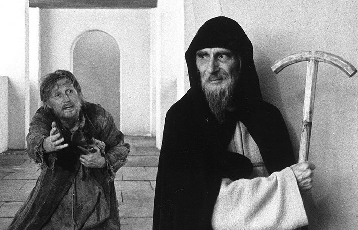 Христианская символика в советском кинематографе Христианская символика в советском кинематографе