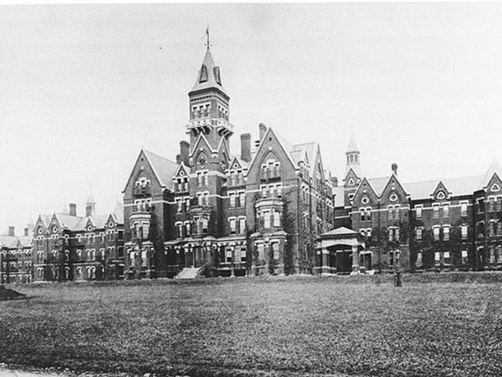 Красивая архитектура тюрем и психлечебниц мира Красивая архитектура тюрем и психлечебниц мира