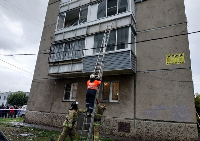 Чёртов гений прочистил мусоропровод Чёртов гений прочистил мусоропровод