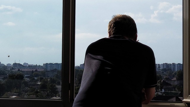 В октябре в России вступает в силу закон, который очень не понравится курильщикам В октябре в России вступает в силу закон, который очень не понравится курильщикам
